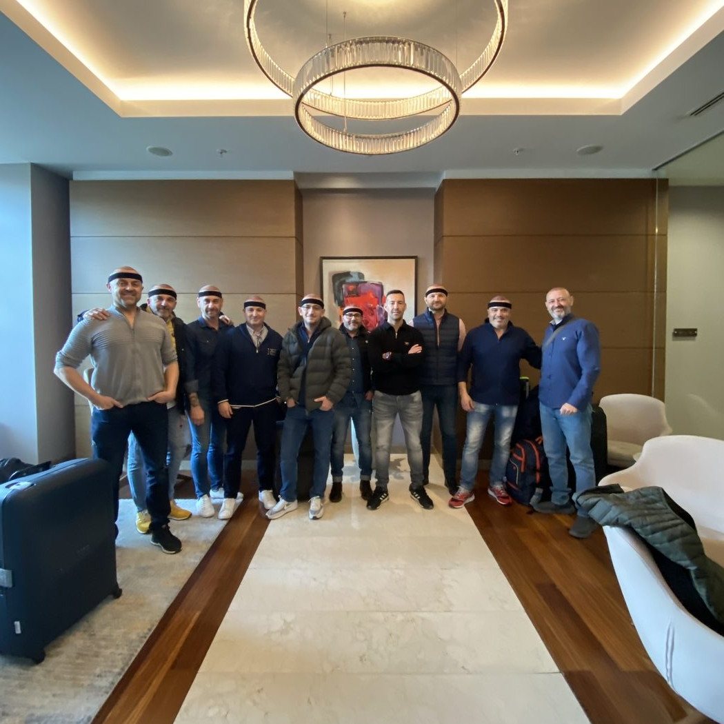 El grupo de ESTEPERA en el hotel de Estambul durante su viaje de injerto capilar